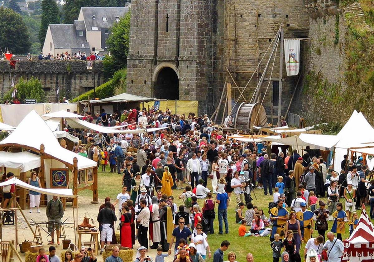 Dinan Self Catering Apartments and Holiday Cottage in Brittany / Activities and tourist attractions / Festivals
