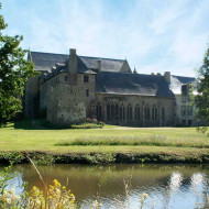Dinan Self Catering Apartments and Holiday Cottage in Brittany